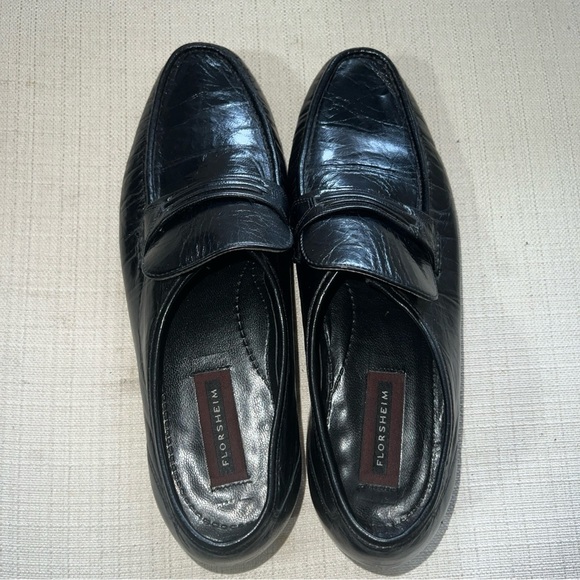 Vintage Florsheim Men's Leather Loafers, 11 D 17089 Black Slip Ons - Picture 10 of 11